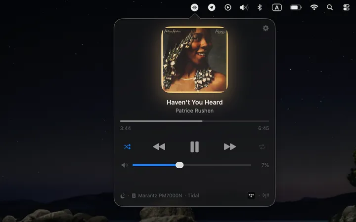 HEOS Surfer now playing screen showing album art and progress bar
